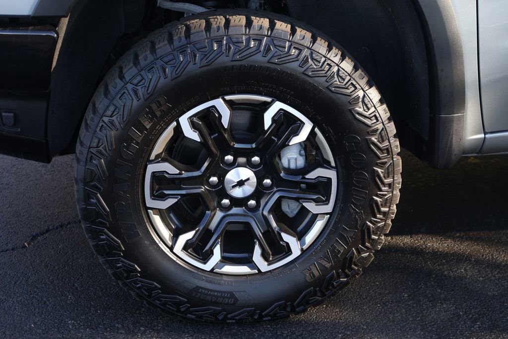 Certified 2024 Chevrolet Silverado 1500 ZR2 image 13