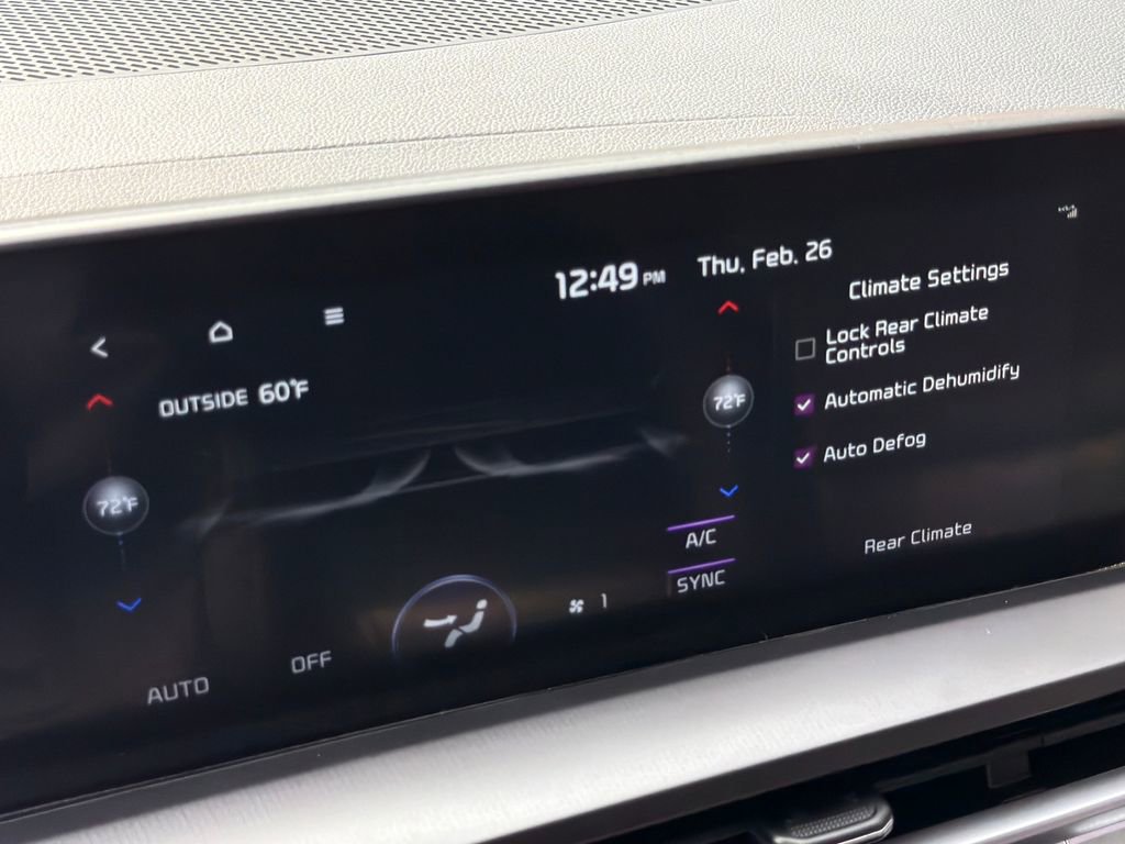 Used 2024 Kia Telluride LX image 7