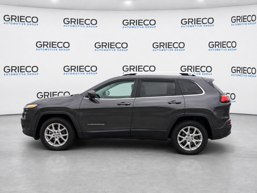 Used 2015 Jeep Cherokee Latitude AWD/4WD image 5