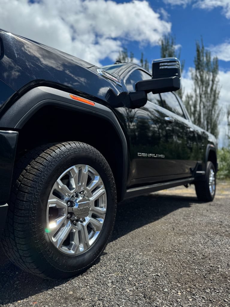 Used 2022 GMC Sierra 3500 Denali w/ Denali Black Diamond Edition AWD/4WD image 60
