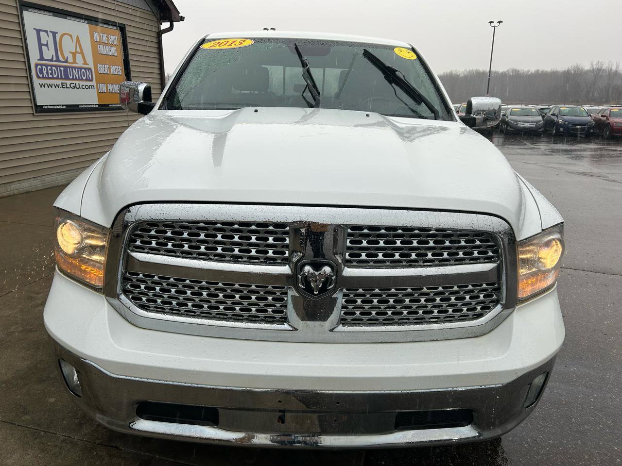 Used 2013 RAM 1500 Laramie w/ Convenience Group AWD/4WD image 2