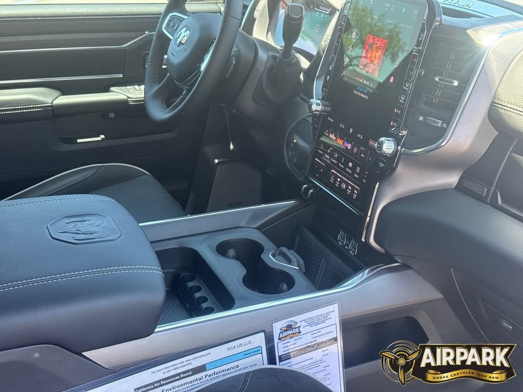 New 2026 RAM 2500 Laramie AWD/4WD image 12