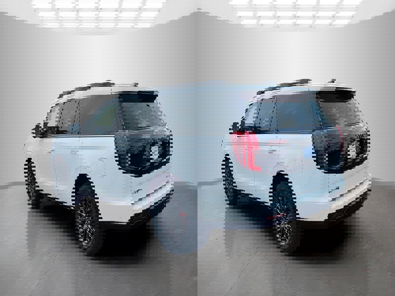 New 2025 Ford Expedition Platinum image 6