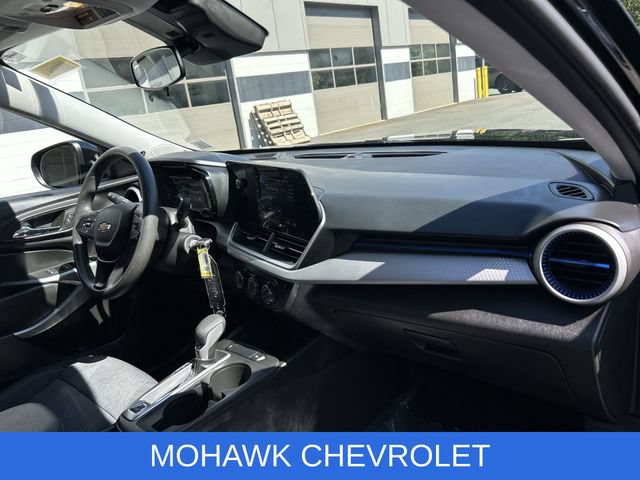 Certified 2024 Chevrolet Trax LS w/ LS Convenience Package FWD image 28