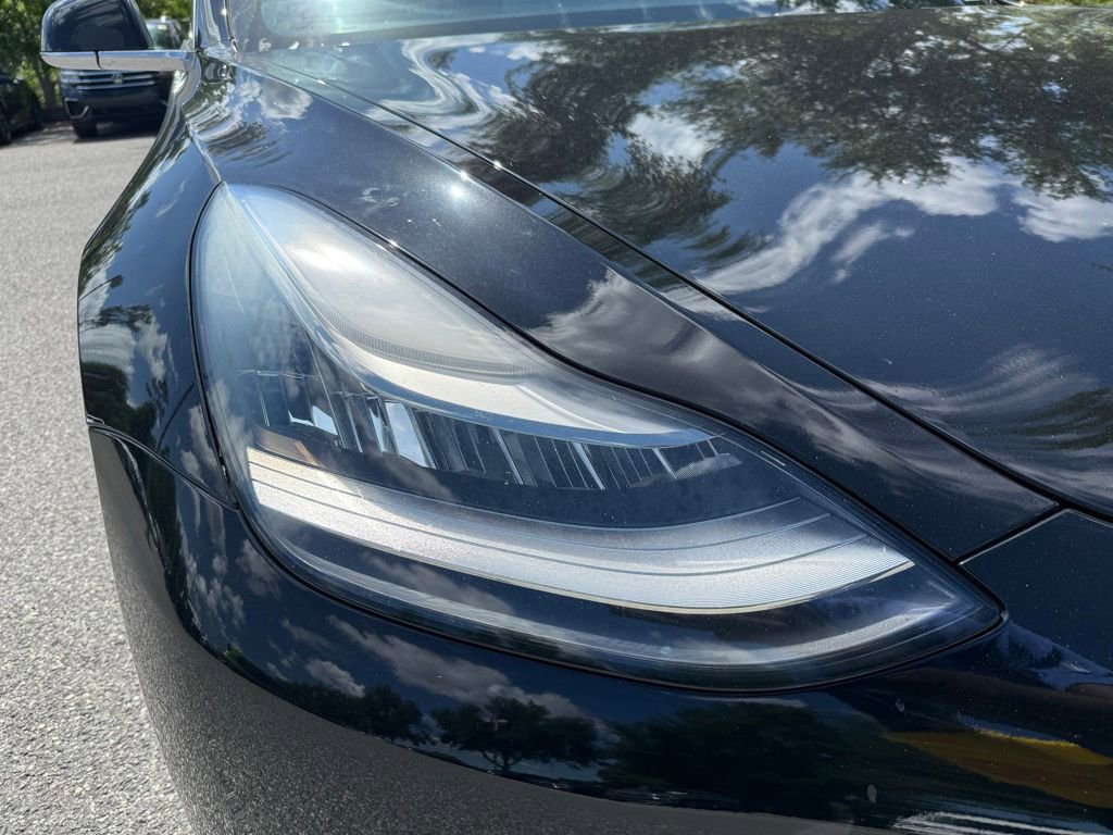 Used 2018 Tesla Model 3 Long Range RWD image 4