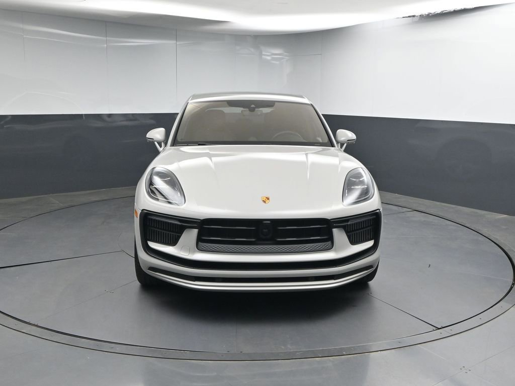 Certified 2023 Porsche Macan S image 28