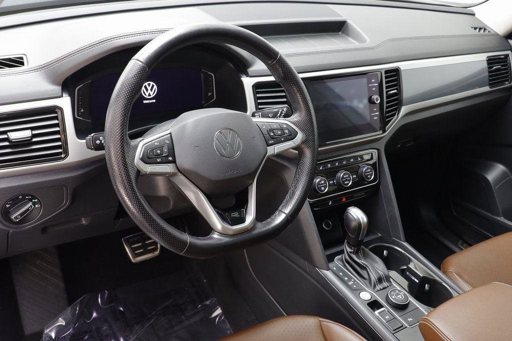 Used 2022 Volkswagen Atlas SEL R-Line image 7