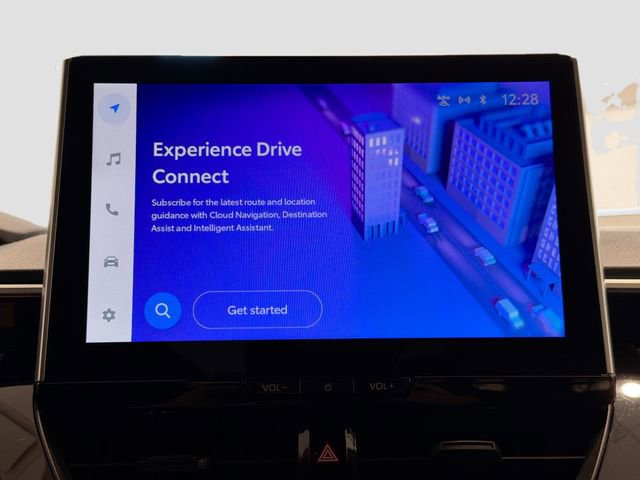 Certified 2025 Toyota Corolla SE w/ SE Premium Package AWD/4WD image 11