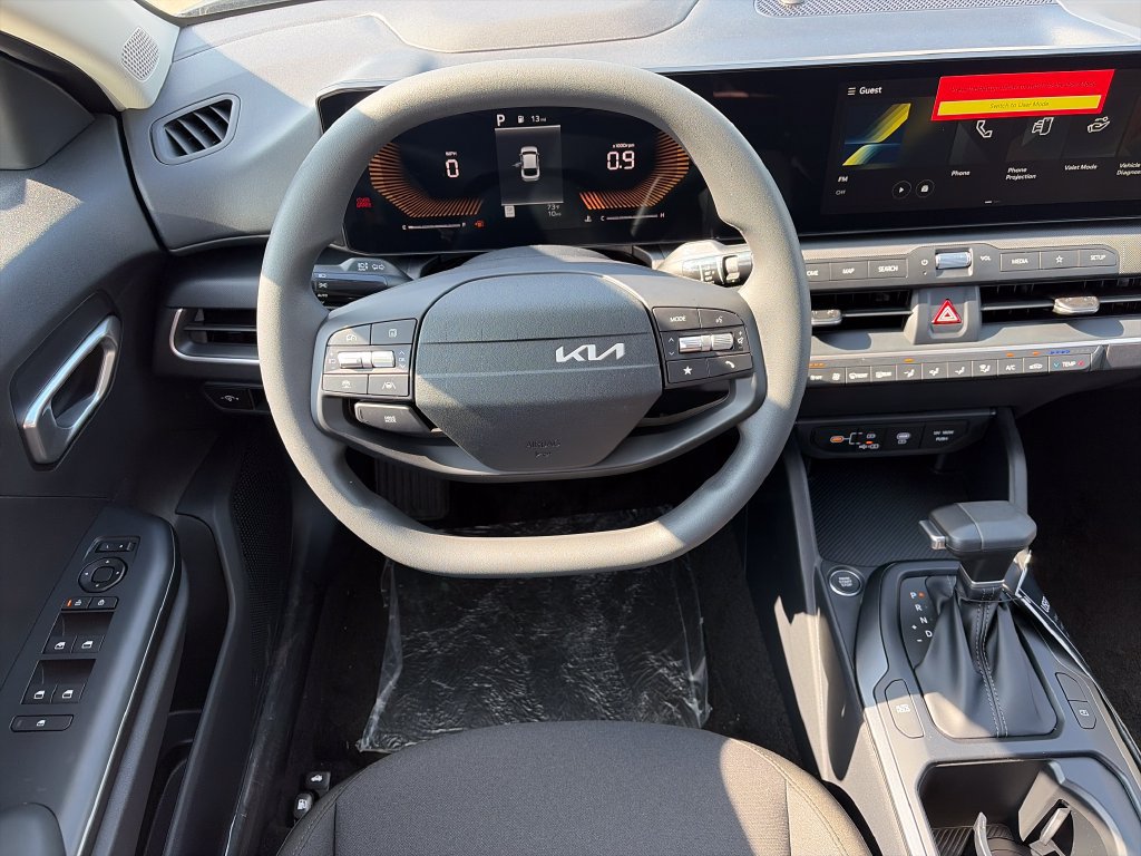 New 2026 Kia K4 FWD image 11