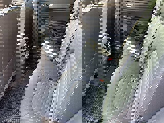 Used 2024 Volkswagen Atlas Cross Sport SEL R-Line image 18