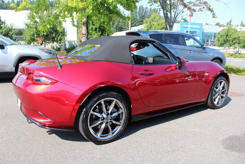 Used 2022 MAZDA MX-5 Miata Grand Touring RWD image 10