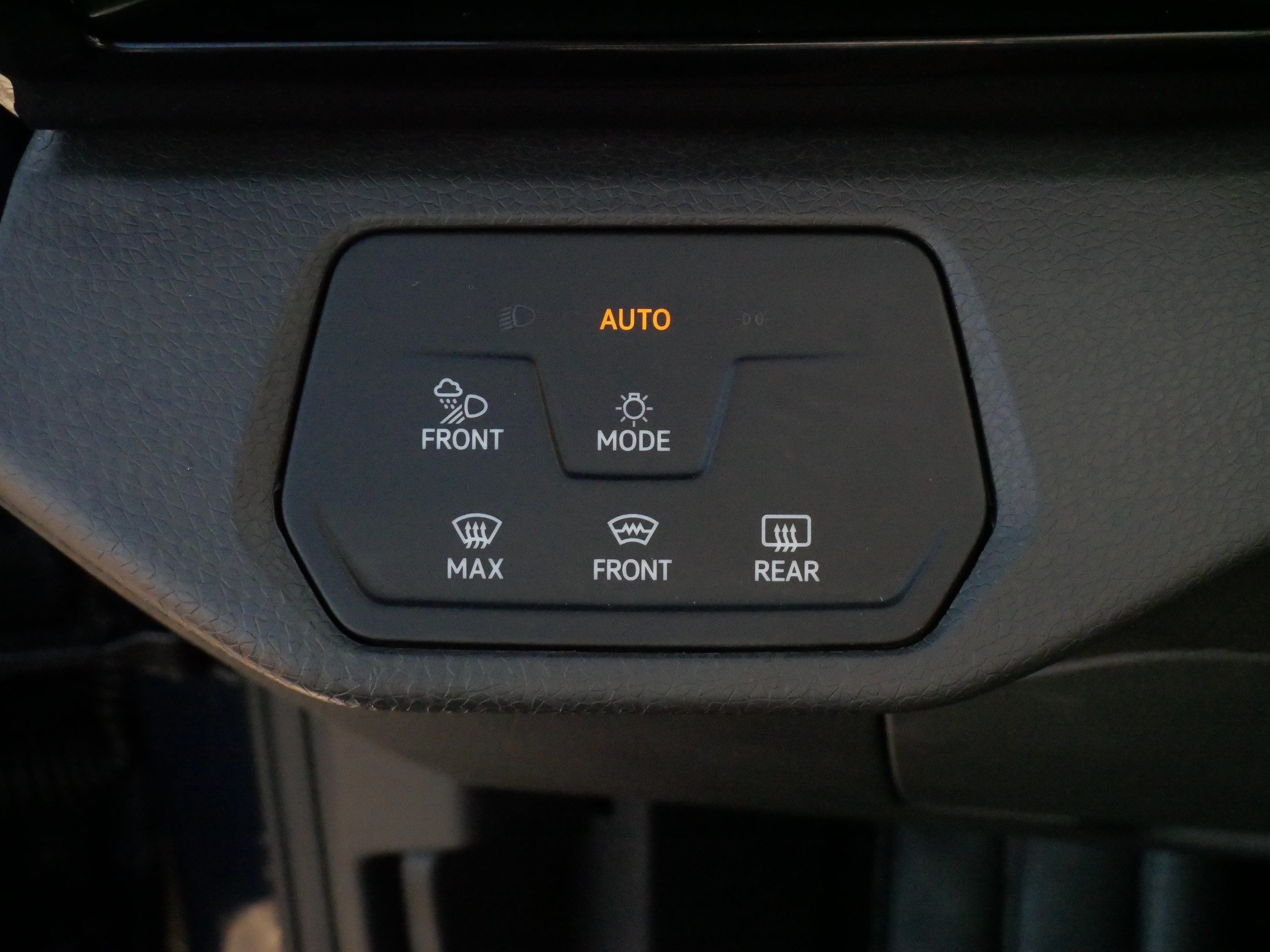Certified 2023 Volkswagen ID.4 Pro S AWD/4WD image 26