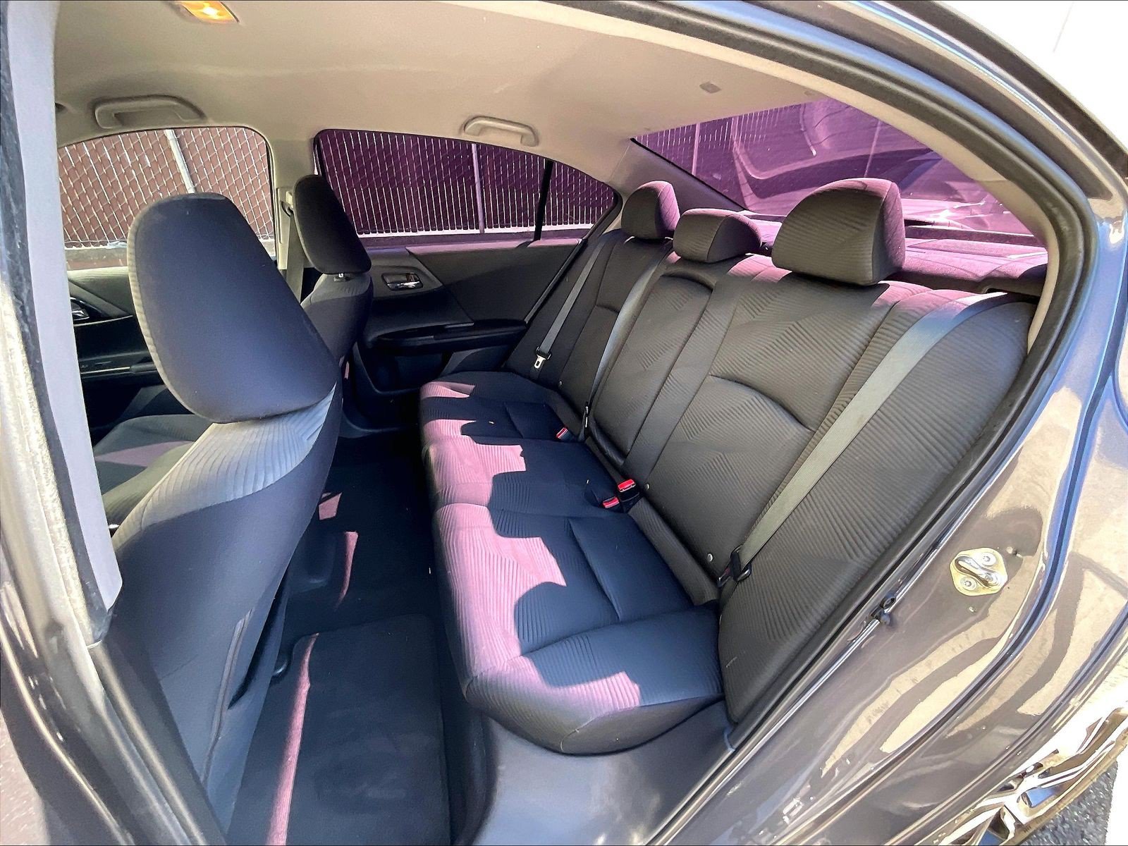 Used 2016 Honda Accord LX image 25