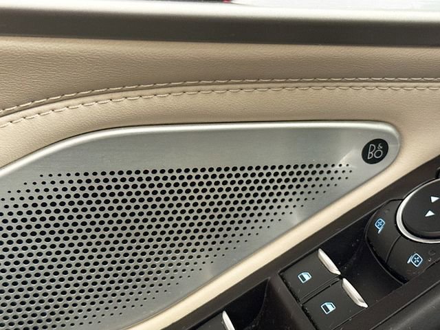 Used 2020 Ford Explorer Platinum w/ Premium Technology Package AWD/4WD image 20