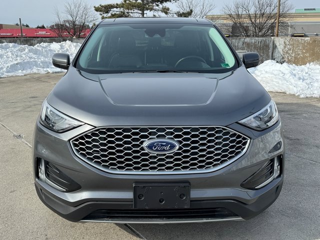 Used 2023 Ford Edge SEL w/ Convenience Package image 2