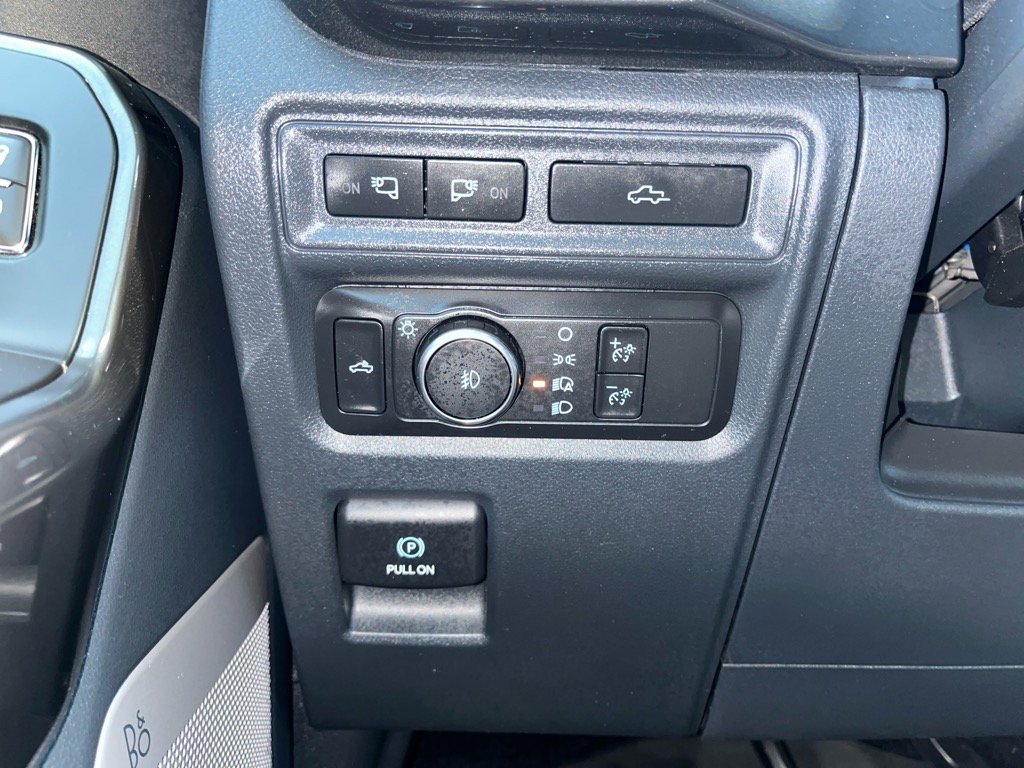 Used 2022 Ford F150 XLT w/ Equipment Group 302A High image 35