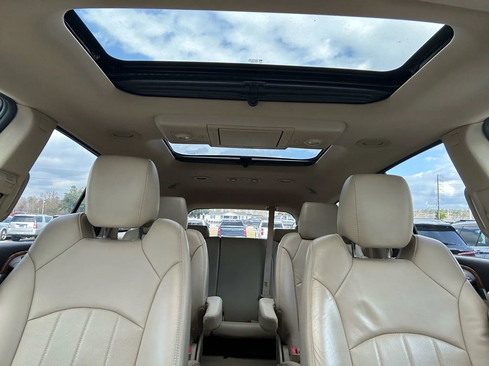 Used 2012 Buick Enclave Premium w/ Trailering Provision Package image 14