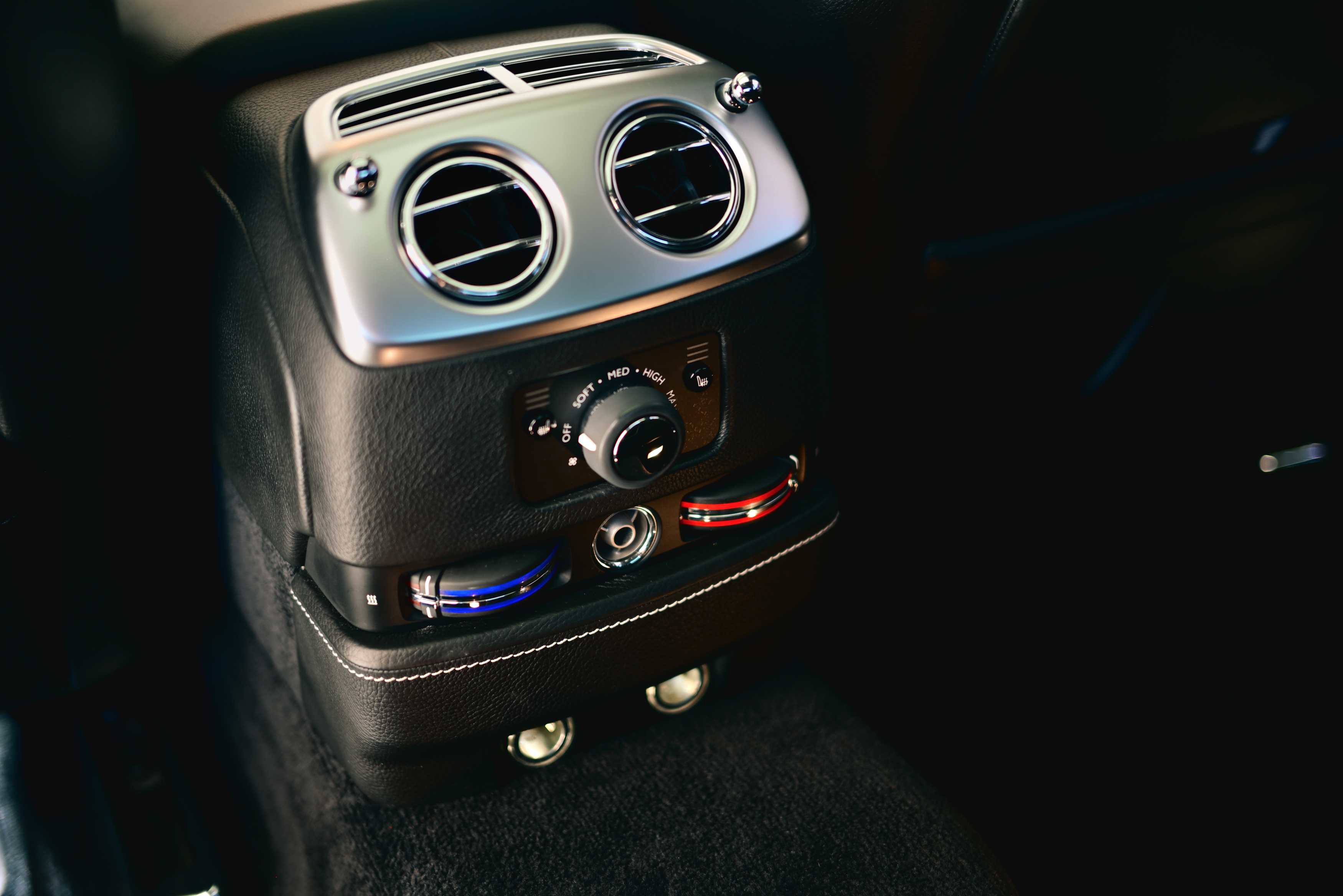 Used 2014 Rolls-Royce Ghost image 19