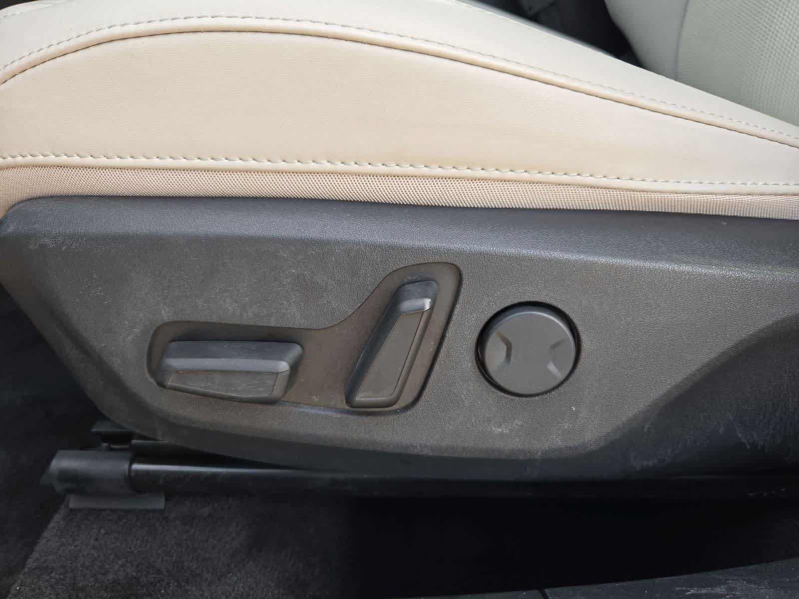 Certified 2024 Kia Niro EX Touring FWD image 15