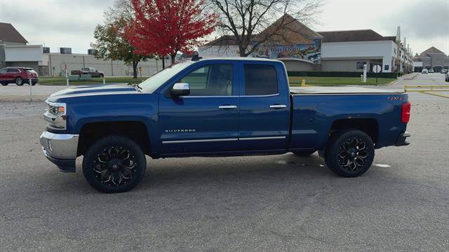 Used 2018 Chevrolet Silverado 1500 LTZ w/ Sport Package AWD/4WD image 5