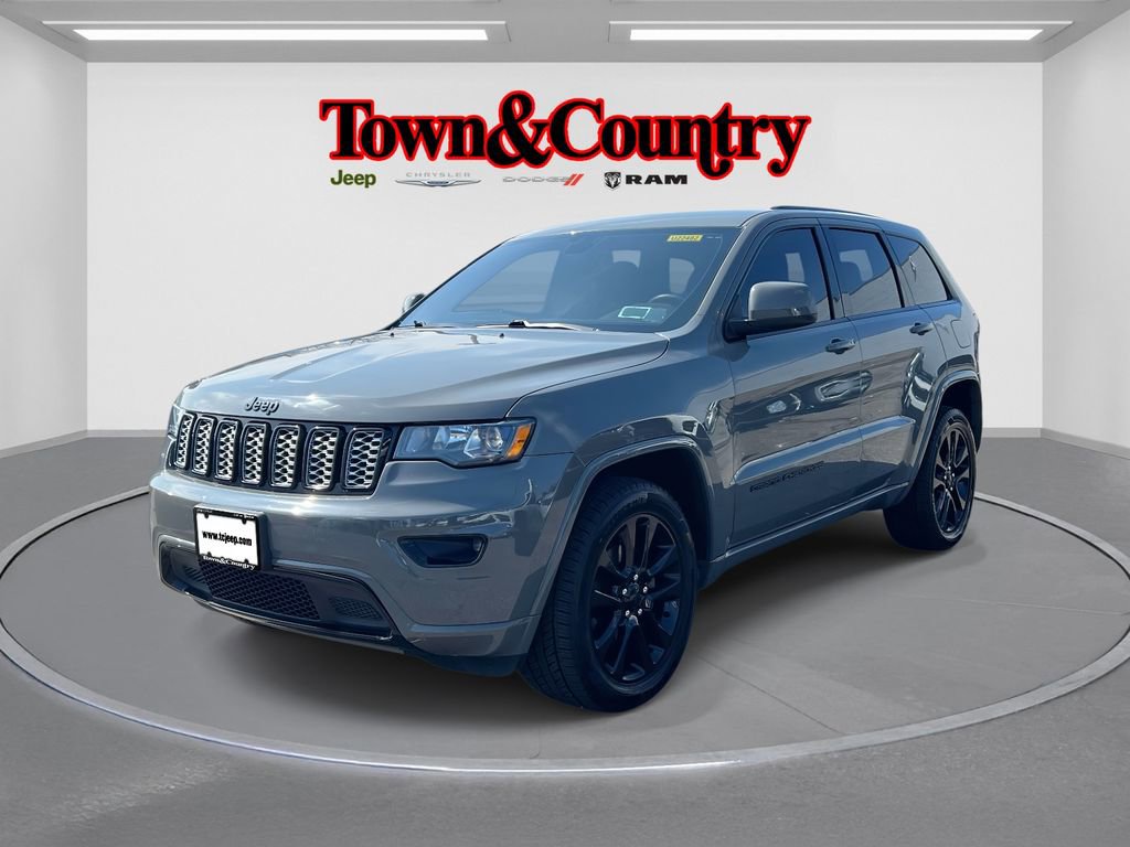 Certified 2019 Jeep Grand Cherokee Altitude image 2