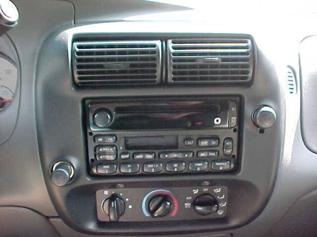 Used 2003 Ford Ranger 2WD Regular Cab image 49