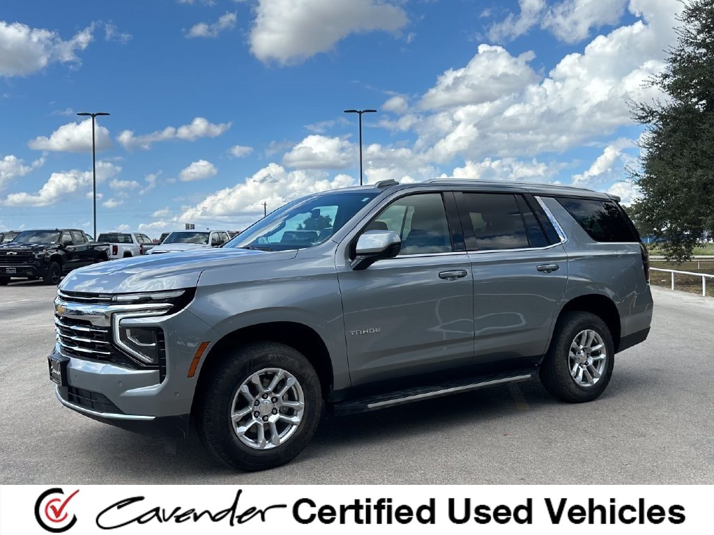 Used 2025 Chevrolet Tahoe LT RWD image 1