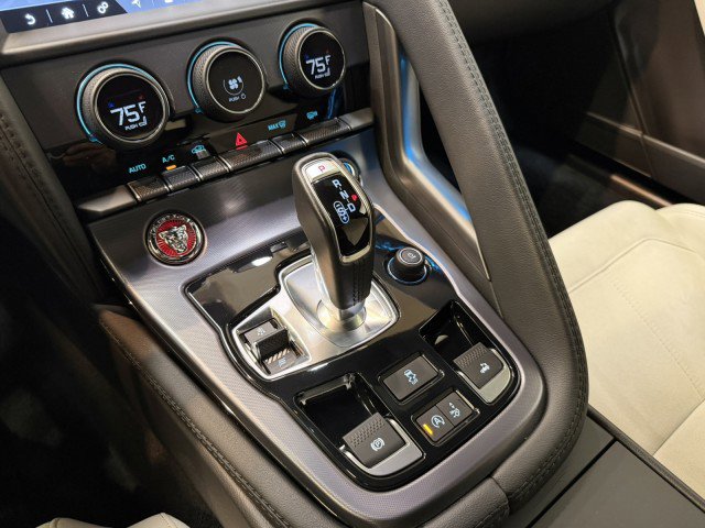 Used 2021 Jaguar F-TYPE P300 image 17