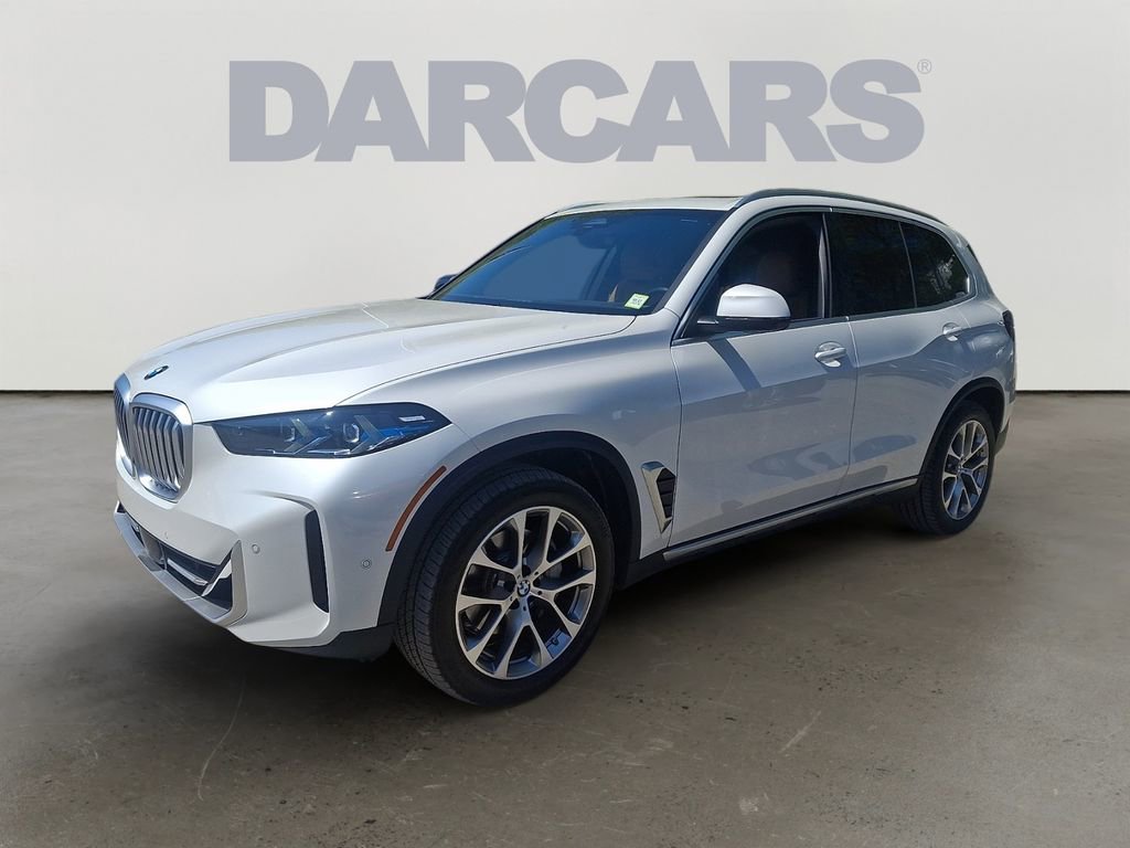 Used 2026 BMW X5 xDrive40i AWD/4WD image 3