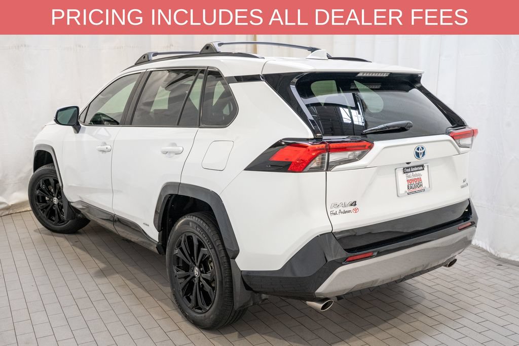 Certified 2024 Toyota RAV4 SE AWD/4WD image 3