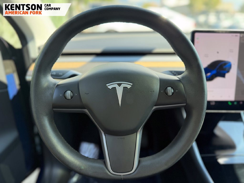 Used 2021 Tesla Model Y Long Range AWD/4WD image 13