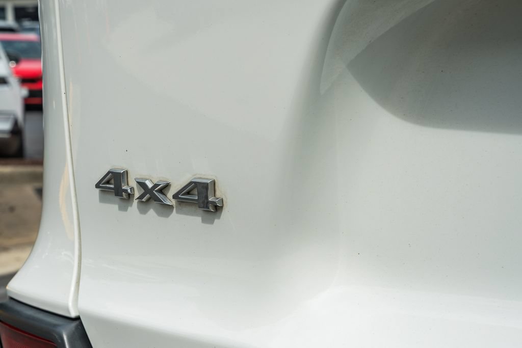 Used 2019 Jeep Cherokee Limited AWD/4WD image 7