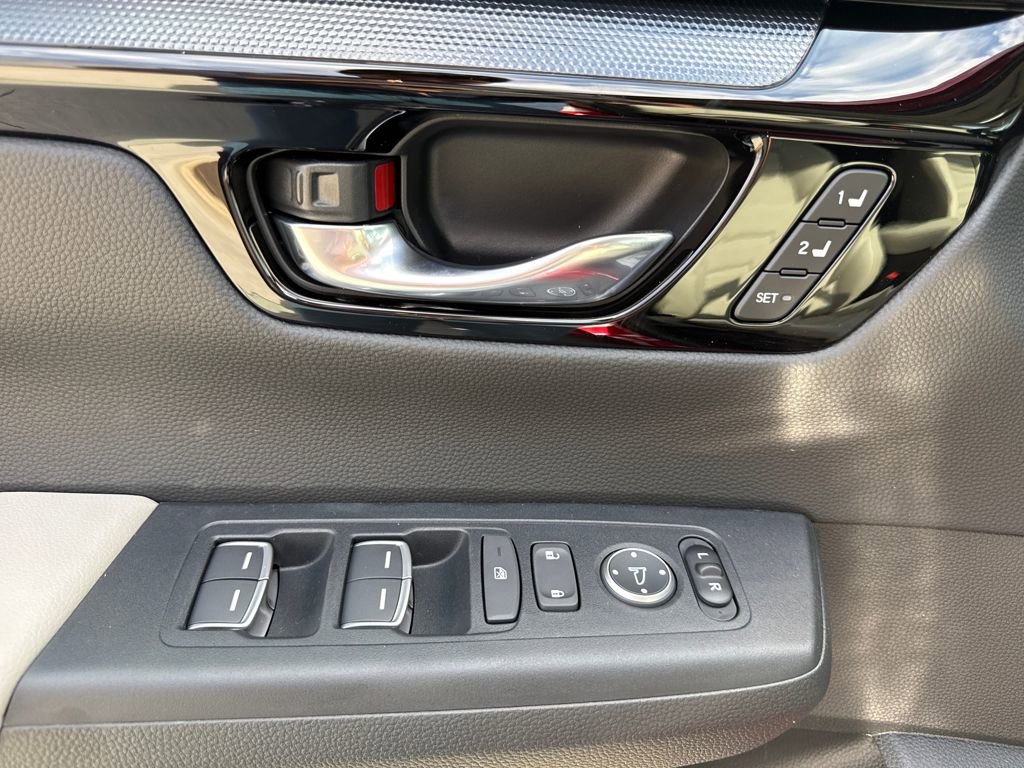 New 2026 Honda CR-V EX-L image 13