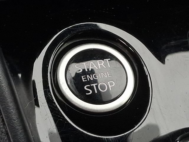 Used 2024 Nissan Versa SR w/ Trunk Package FWD image 24