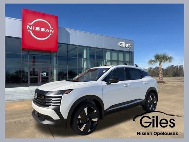 New 2026 Nissan Kicks SR w/ Cold Weather Package