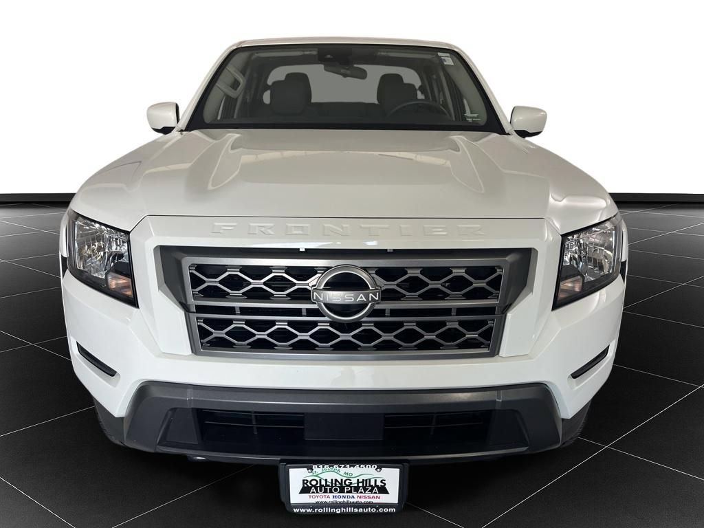 Used 2024 Nissan Frontier SV w/ Technology Package AWD/4WD image 8