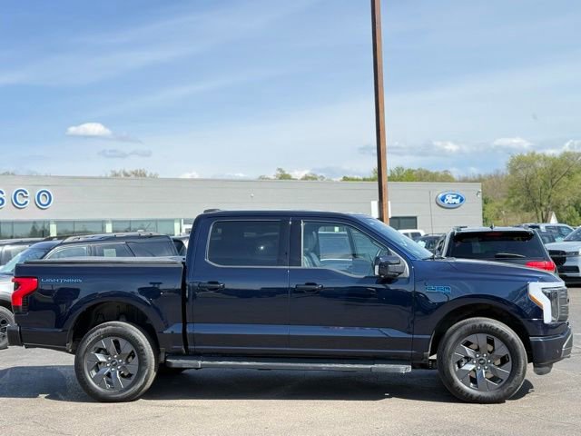 Used 2025 Ford F150 Lightning Lariat AWD/4WD image 39