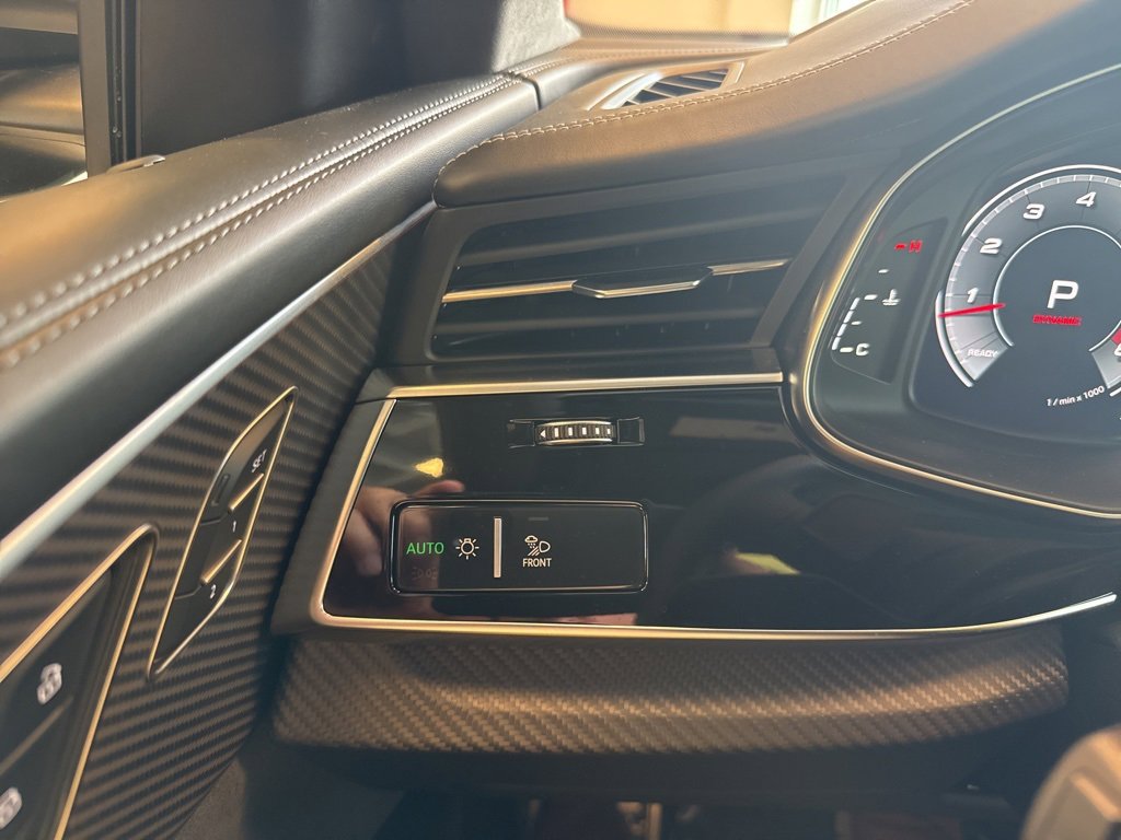 Used 2024 Audi SQ8 Prestige w/ Prestige Package image 43