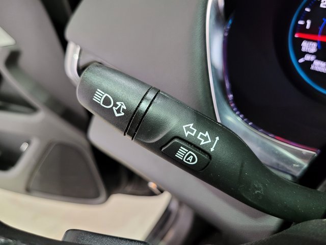 Used 2022 Chevrolet Traverse LT image 43