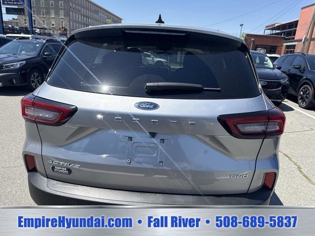 Used 2024 Ford Escape Active AWD/4WD image 4