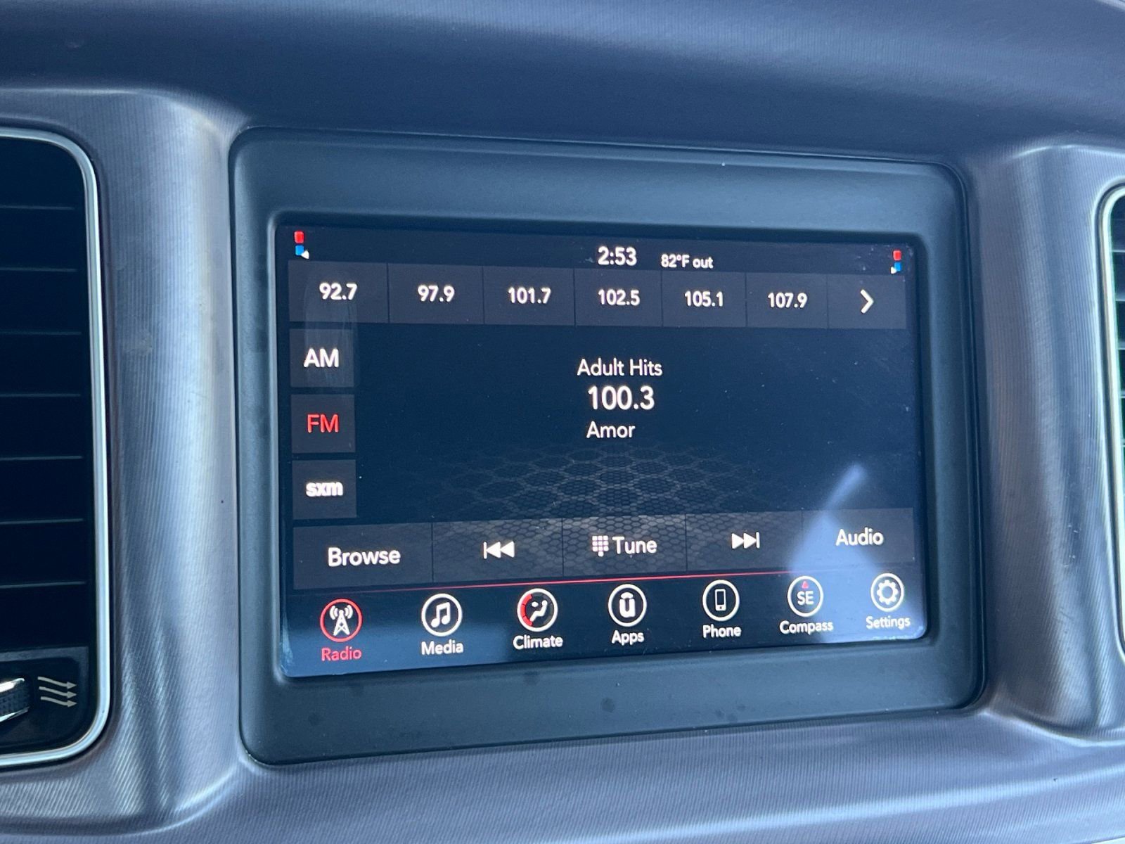 Used 2019 Dodge Charger SXT RWD image 17