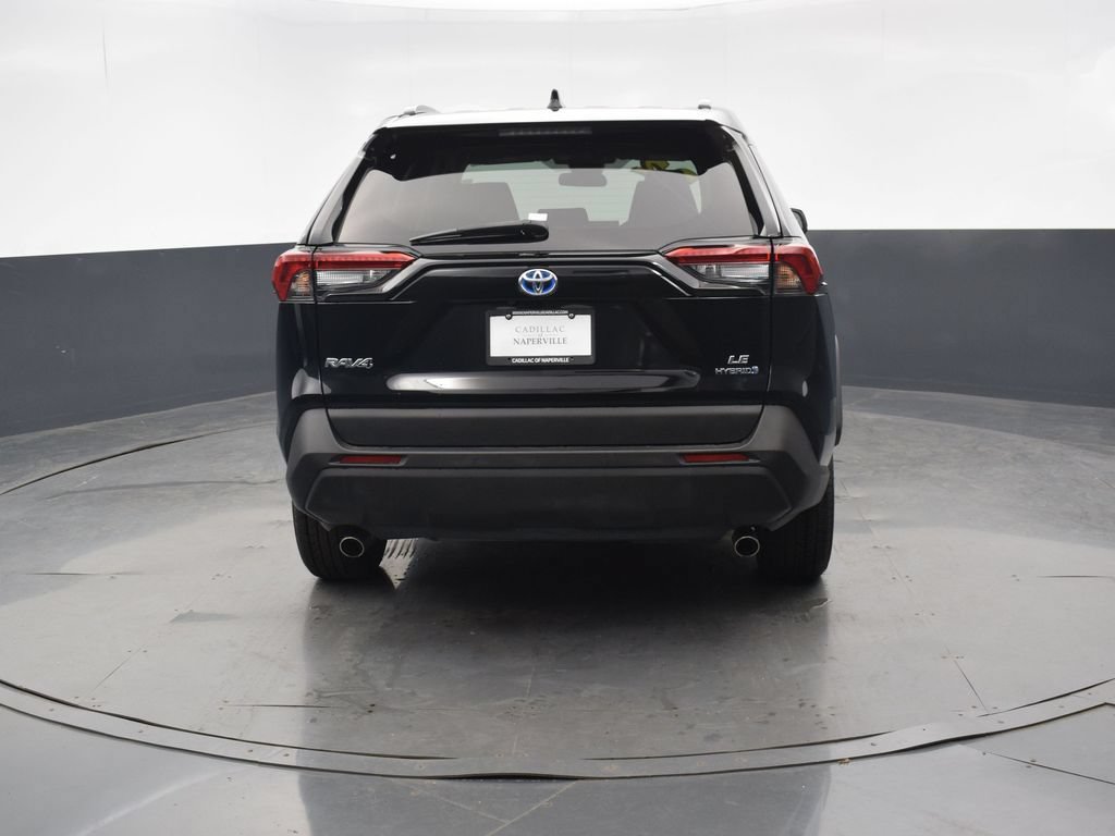 Used 2022 Toyota RAV4 LE AWD/4WD image 5