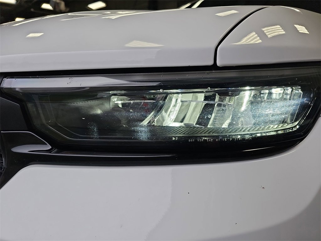 Used 2023 Jeep Grand Cherokee Altitude image 30