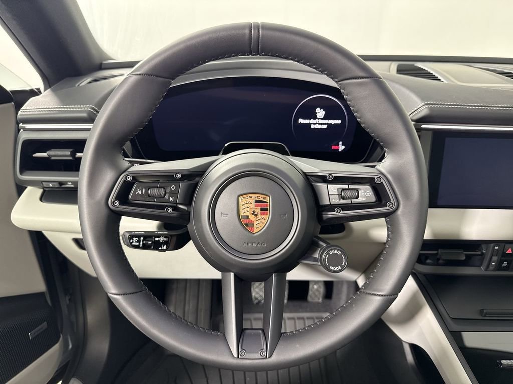 New 2026 Porsche Macan 4 Electric AWD/4WD image 36