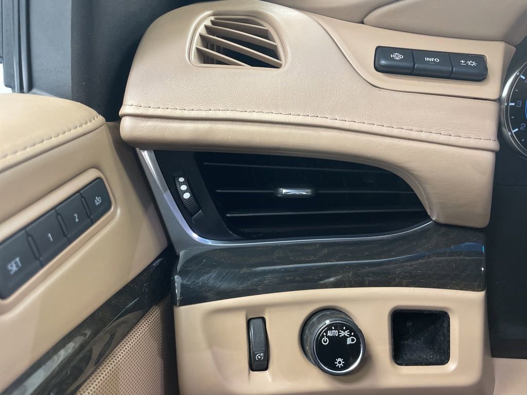 Used 2019 Cadillac Escalade ESV Platinum image 22