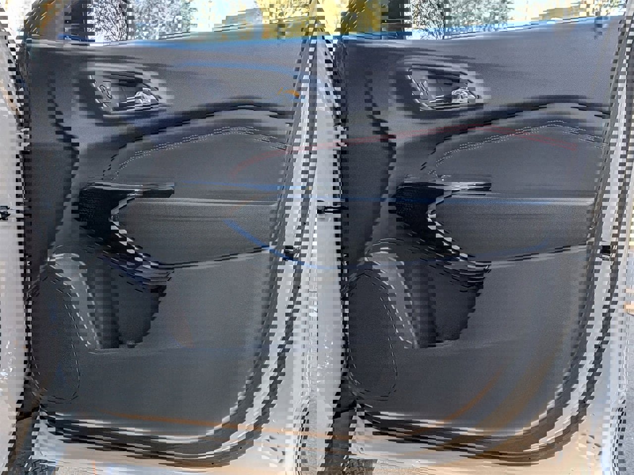 New 2026 Chevrolet Trax RS w/ Driver Confidence Package image 19