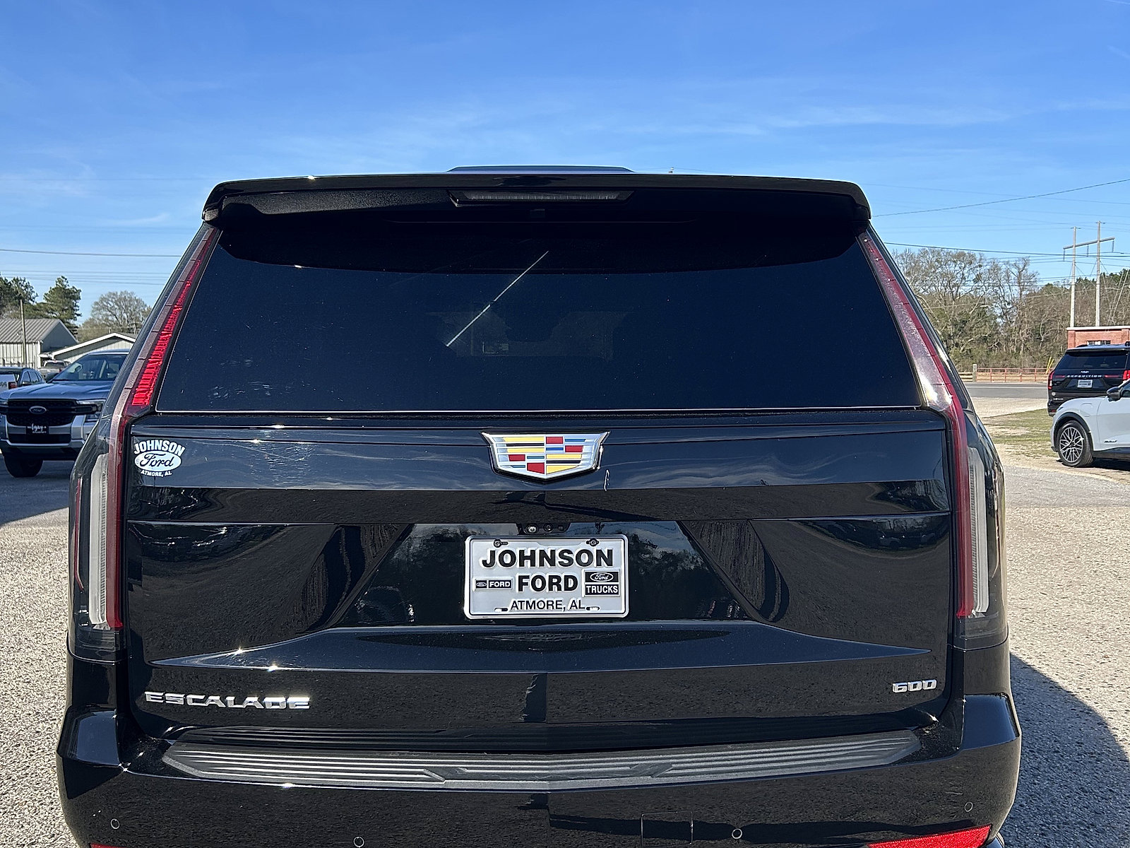 Used 2023 Cadillac Escalade Sport image 2