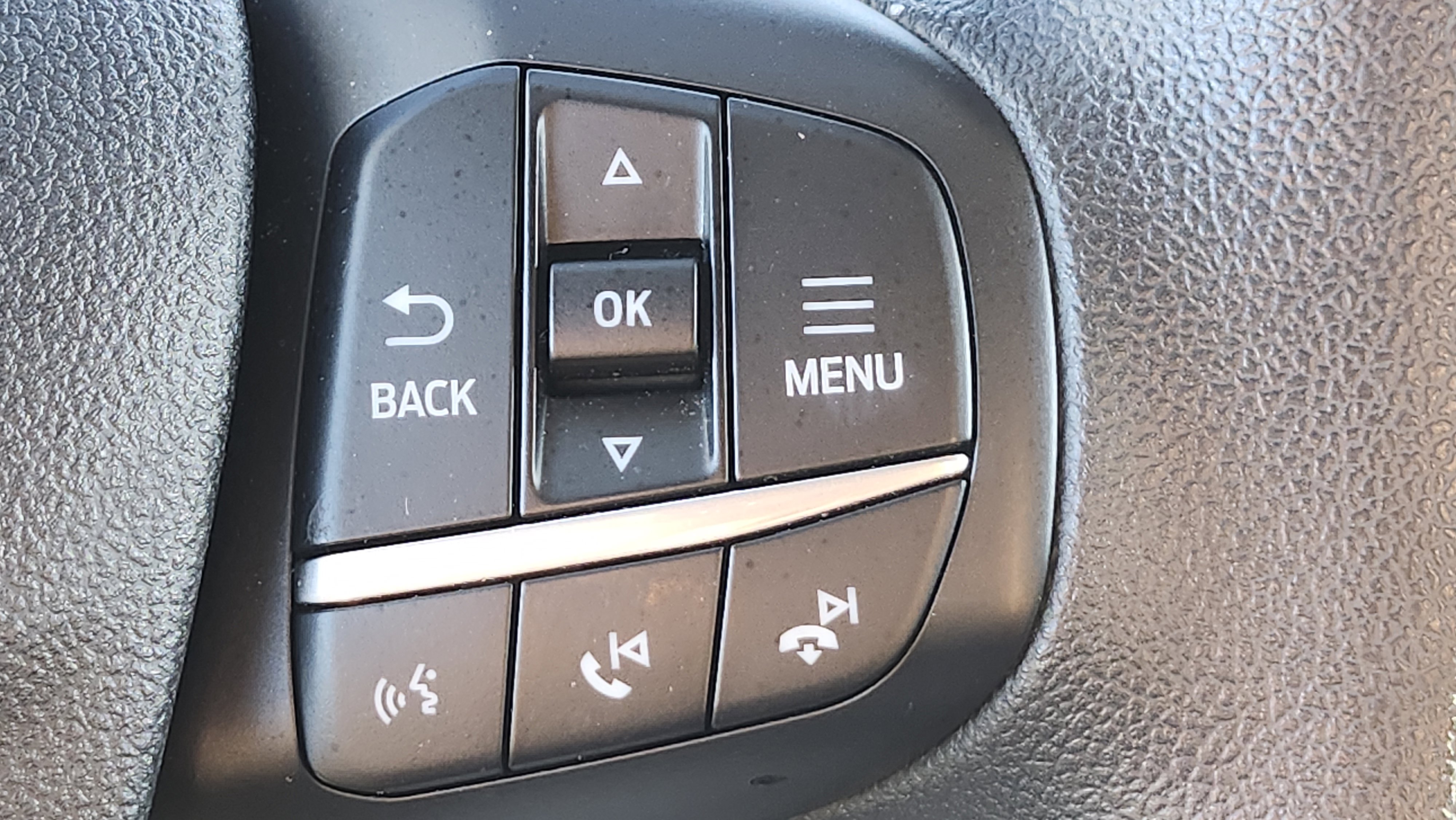 Used 2022 Ford Escape SE image 30