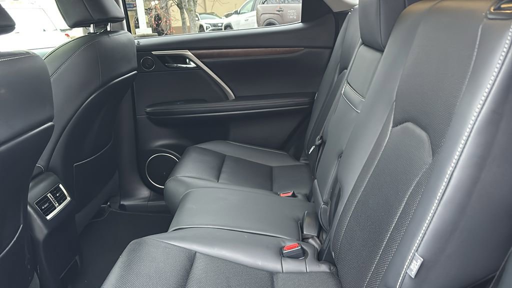 Used 2022 Lexus RX 350L Premium w/ Premium Package image 29