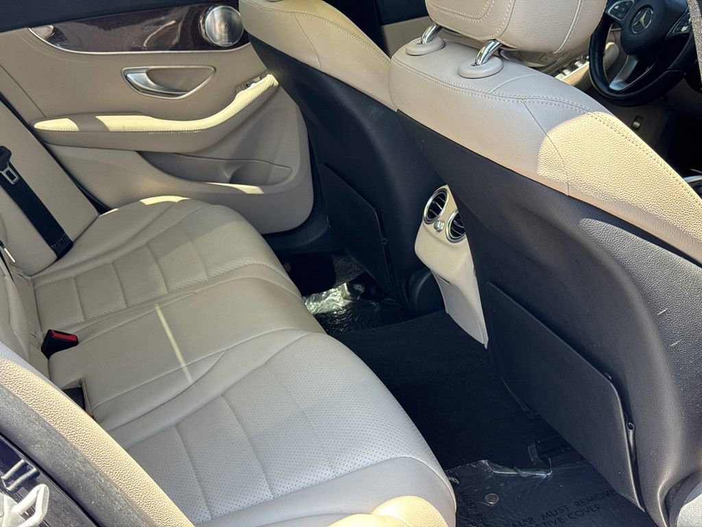 Used 2016 Mercedes-Benz C 300 4MATIC Sedan image 15